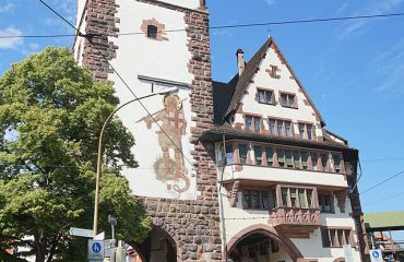 Schwabentor_Freiburg_Foto Wikimedia_org