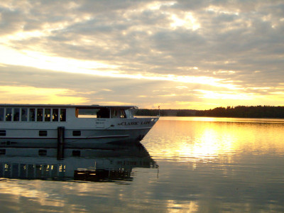 Die MS Classic Lady in der Abendstimmung Foto: DNV-Tours