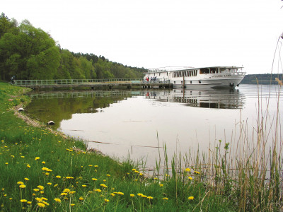 Die MS Classic Lady am Steg Foto: DNV-Tours