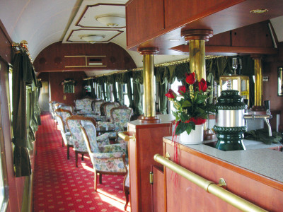 Salonwagen mit Bar Foto: DNV-Tours