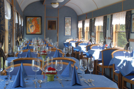 Blauer Speisewagen Foto: DNV-Tours