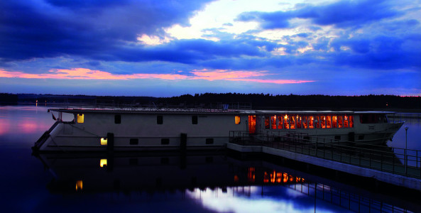 Classic Lady in Abendstimmung Foto: DNV-Tours