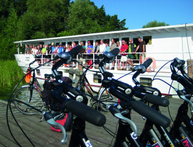 Classic Lady mit Fahrräder Foto: DNV-Tours